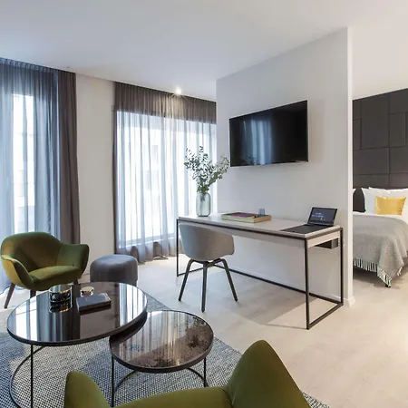Hotell Radisson Blu Hotel, 4*